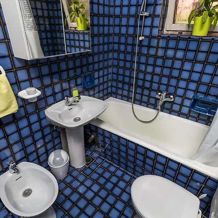 Ferienhaus 1 *