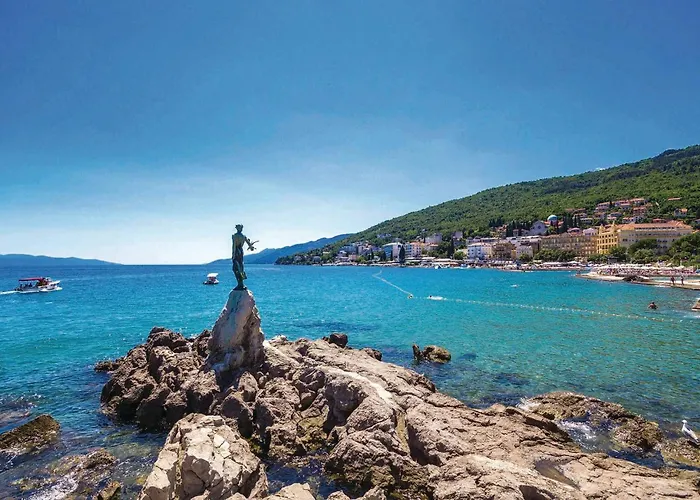 Nice Home In Opatija With Kitchen * Опатия